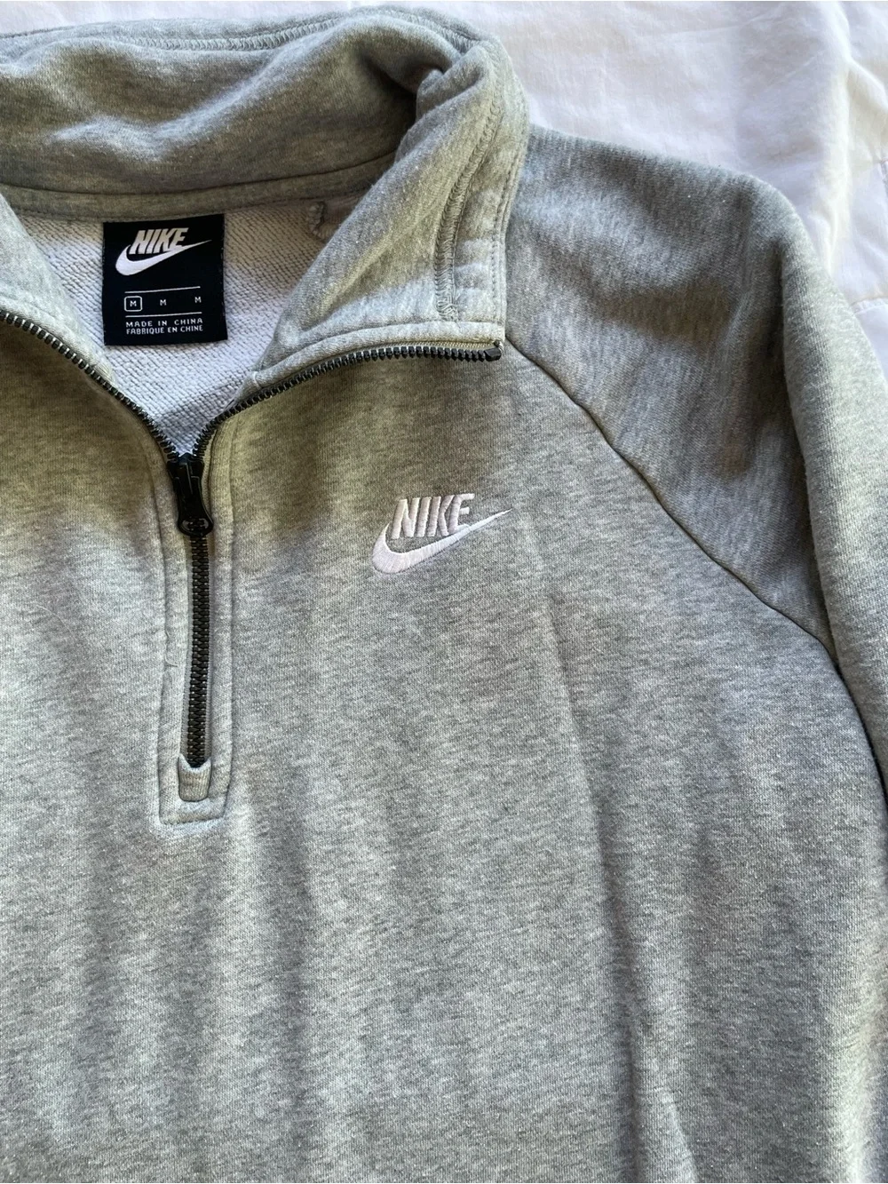 Nike Women's Heather Gray Quarter-Zip Pullover Sweatshirt Size Medium